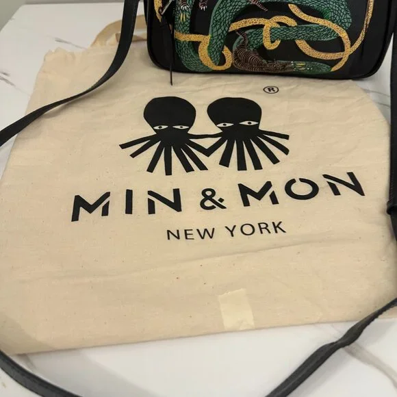 MIN & MON Marino Medium Crossbody Black Leather Bag NWOT - Picture 3 of 8